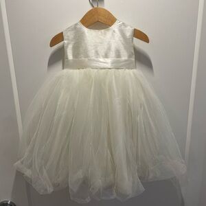 David's Bridal Formal Flower Girl Ivory Off-White Infant 12M satin / tulle Dress